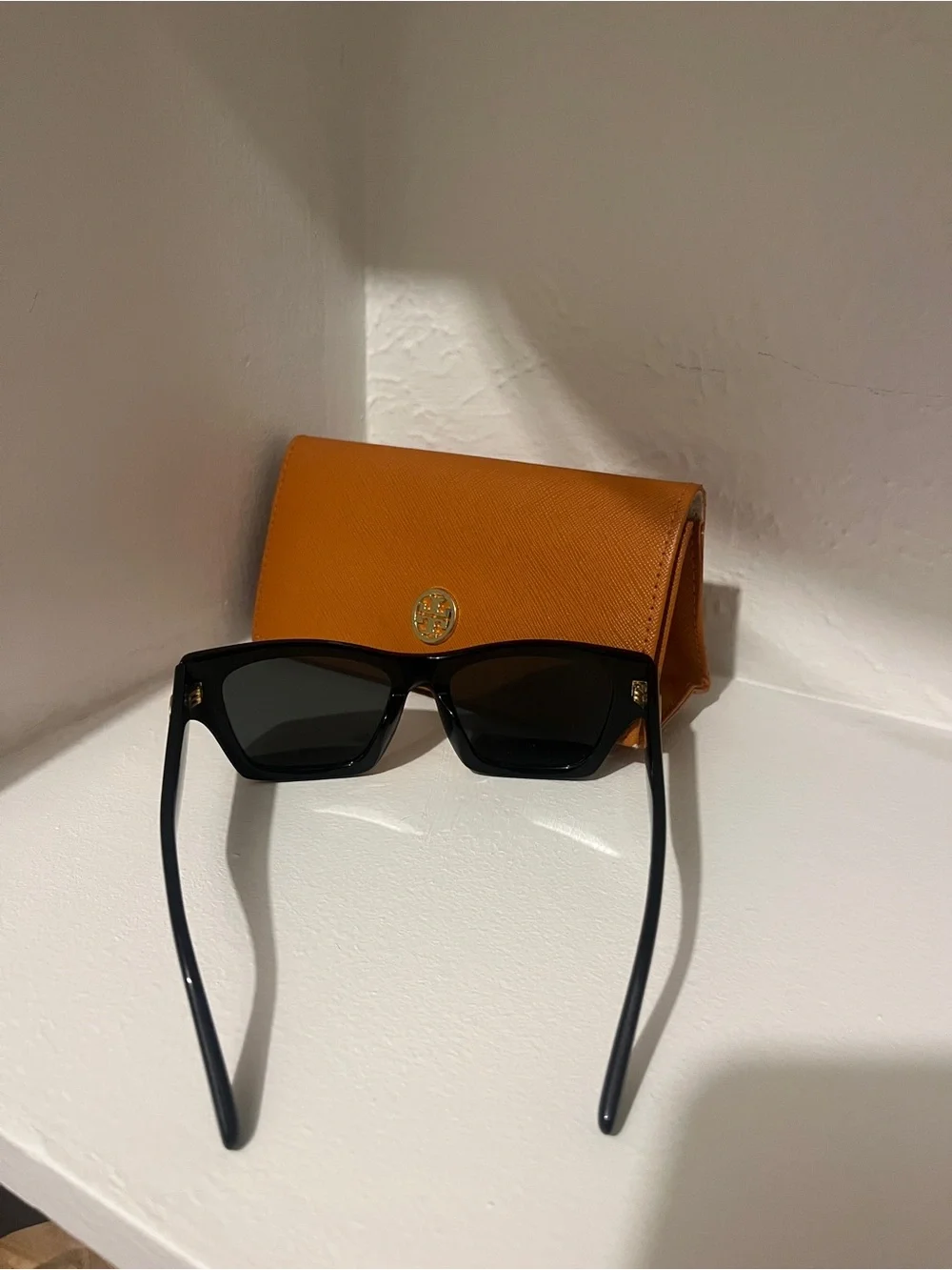 Tory Burch bold black
